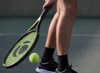 Cum sa joci tenis