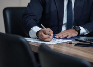 Sunt scumpe serviciile unui avocat?