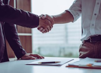 De ce ar trebui sa consulti un avocat pentru semnarea oricarui tip de contract?
