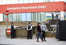 Boris Johnson ramane „stabil si bine dispus” in UTI