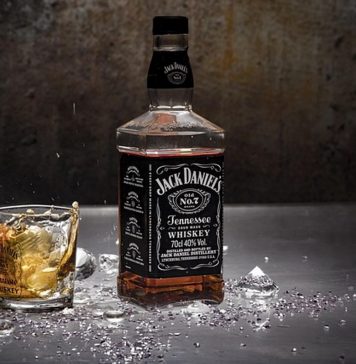 Jack Daniel’s preț: hai să vedem ce este dincolo de etichetă